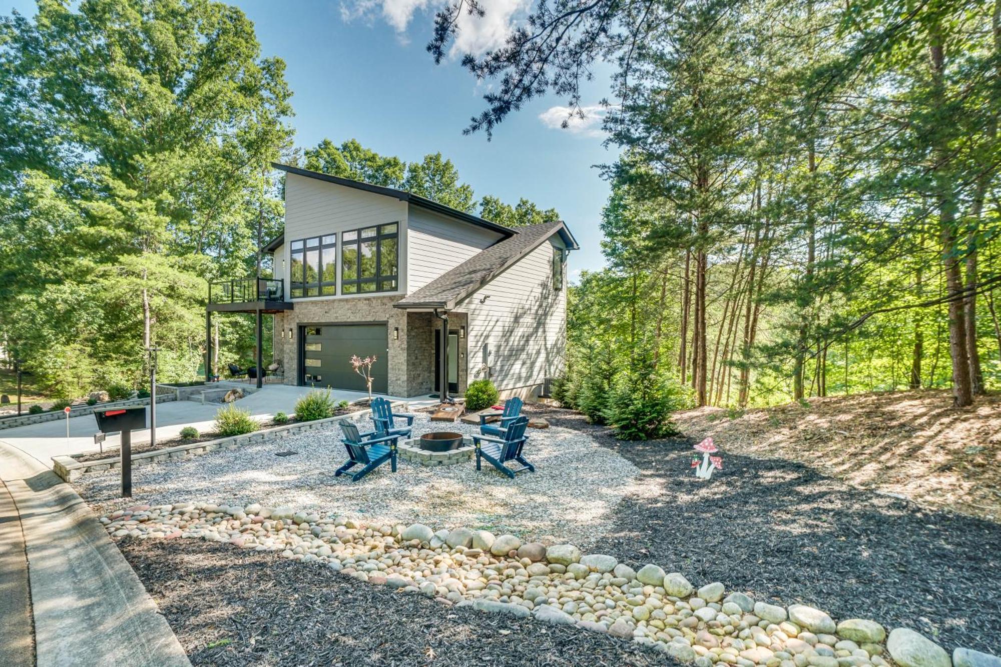Luxury Modern Home On Golf Course With Game Room! Helen Exterior photo